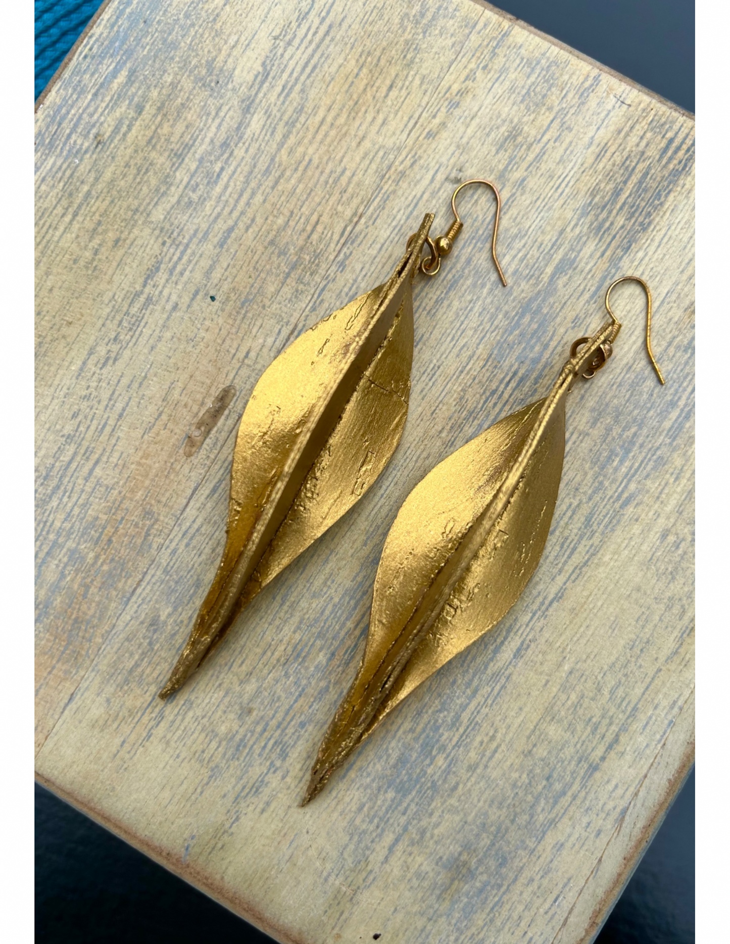 Aida leather earrings